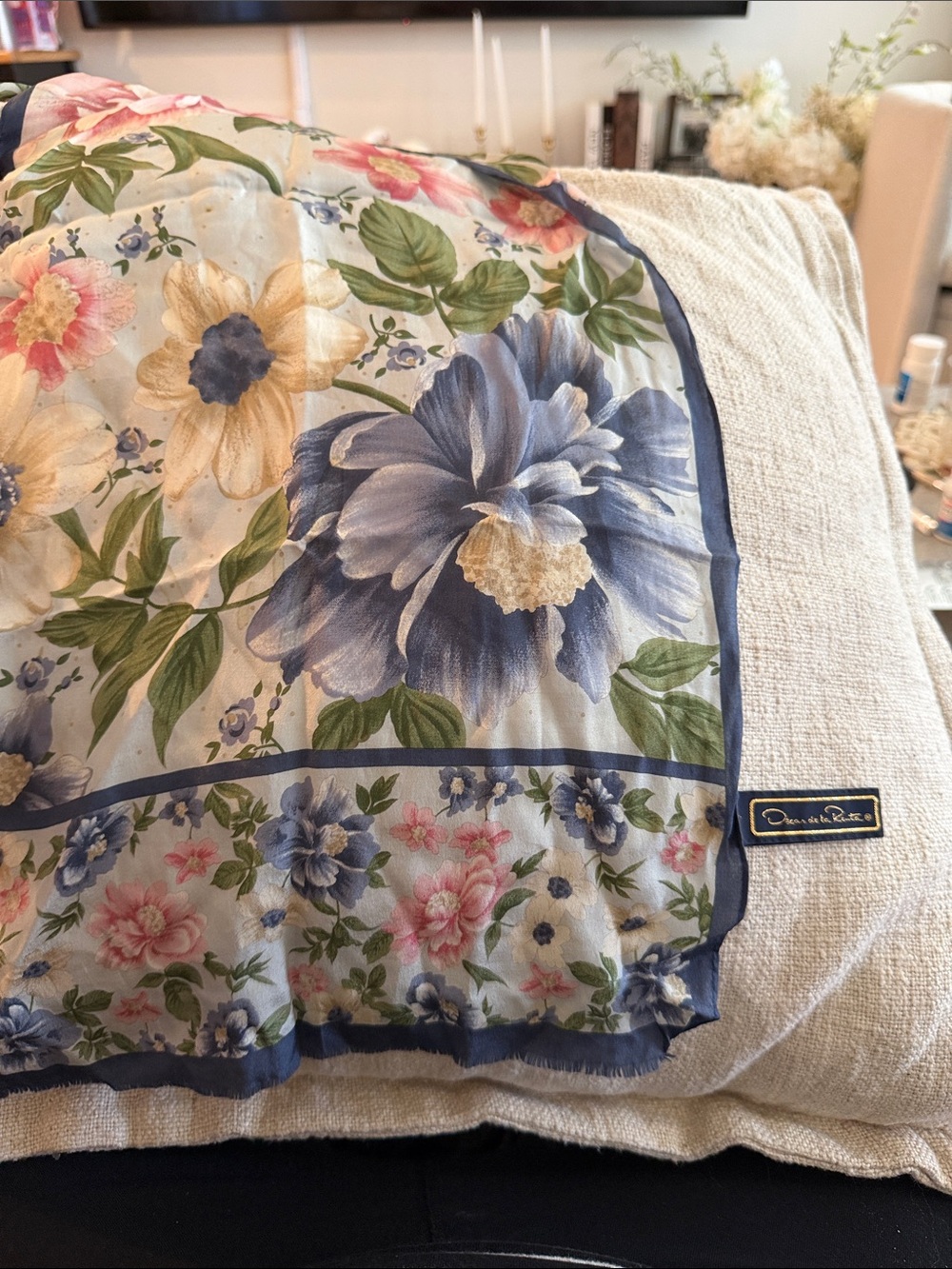 Oscar de la Renta Floral Blue, Pink & Green Decorative Throw